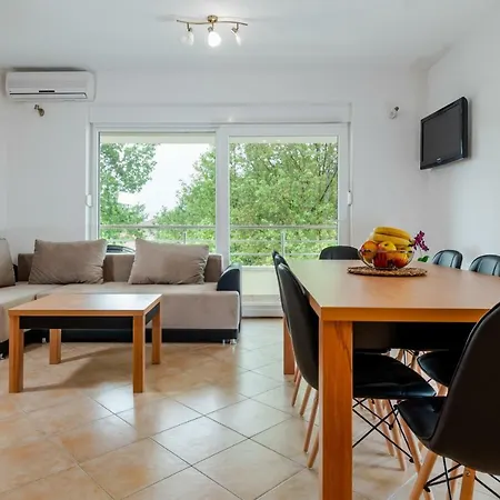 Mijo Apartment
